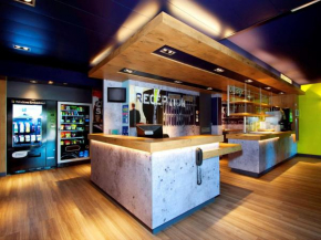 Гостиница ibis budget Velizy  Велизи-Виллакубле